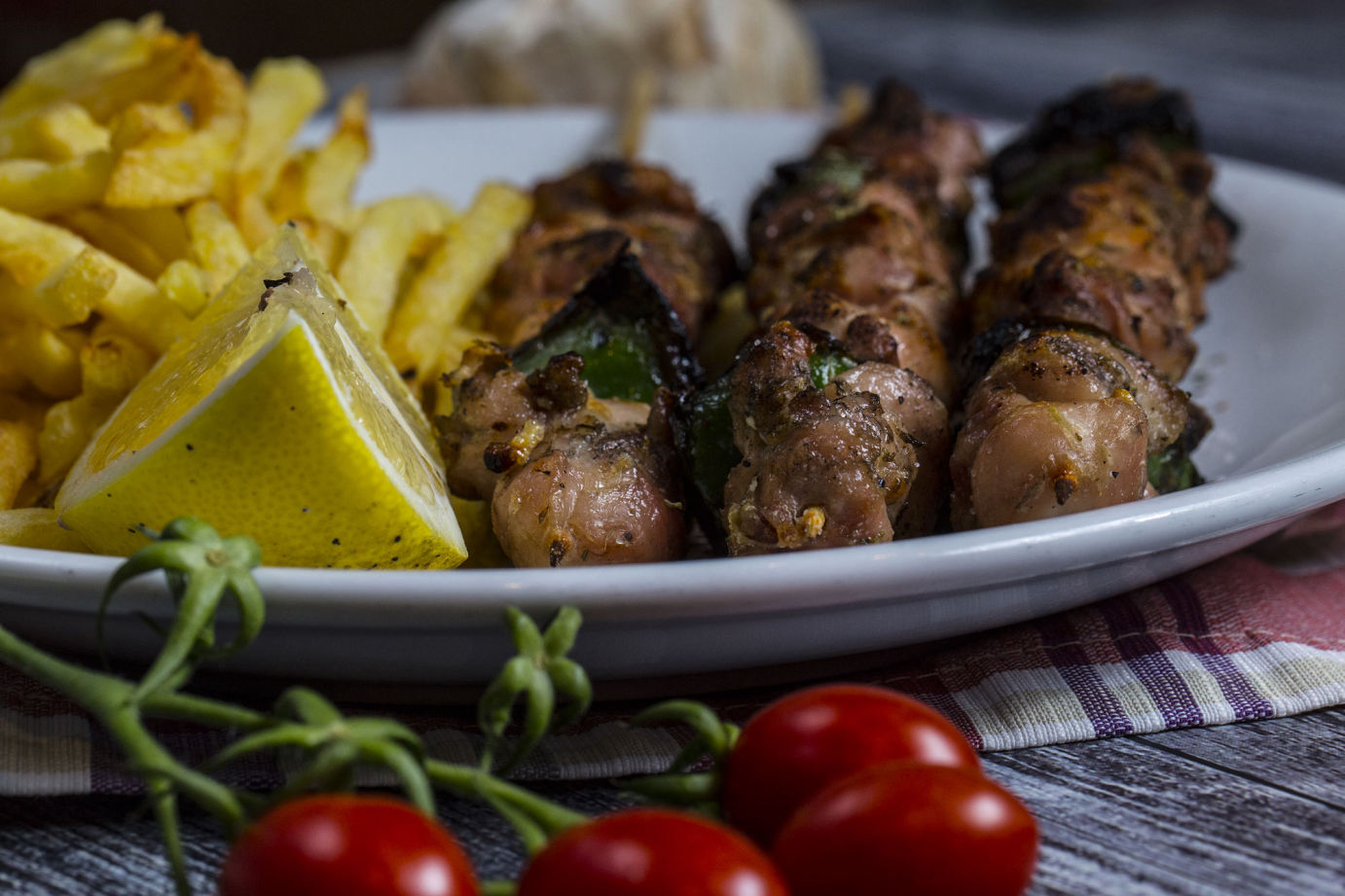 George's Steak House - Μπιφτεκούπολη - Καλαμάκια κοτόπουλου.