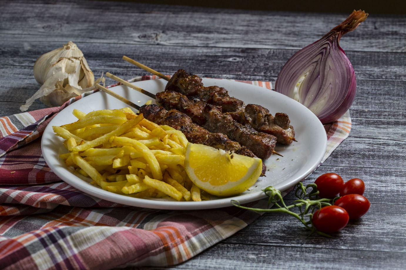 George's Steak House - Μπιφτεκούπολη - Χοιρινό καλαμάκι από λαιμό.